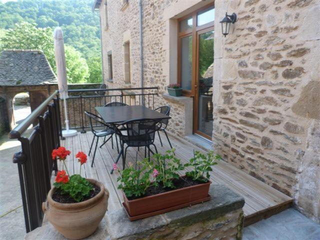 Gite Oustal Belcastel  المظهر الخارجي الصورة